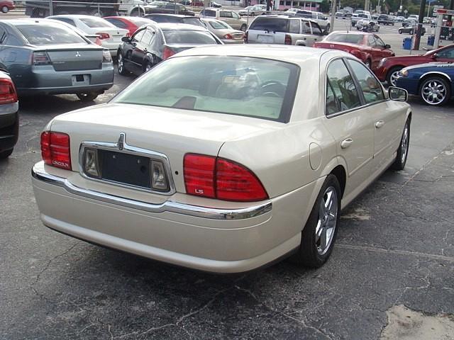 Lincoln LS 2002 photo 1