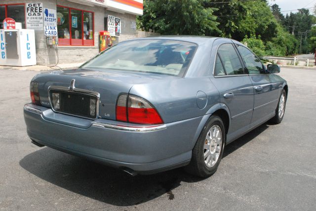 Lincoln LS 2003 photo 3