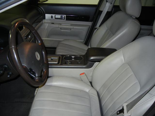 Lincoln LS 2003 photo 1