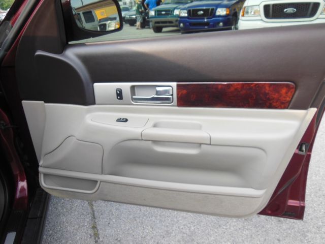 Lincoln LS 2003 photo 12