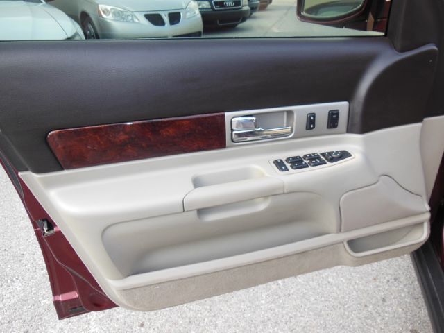 Lincoln LS 2003 photo 33