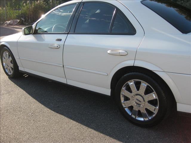 Lincoln LS 2003 photo 2