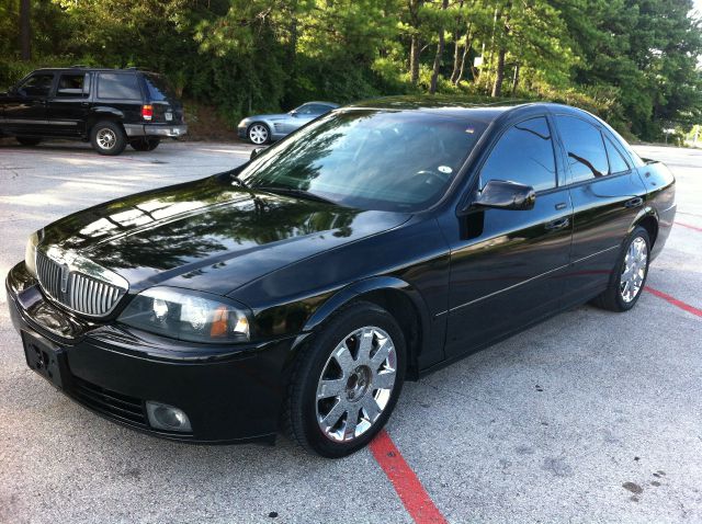 Lincoln LS 2004 photo 2