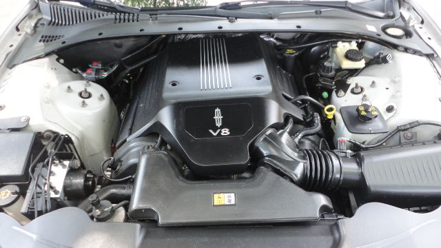 Lincoln LS 2004 photo 12