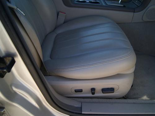 Lincoln LS 2004 photo 5