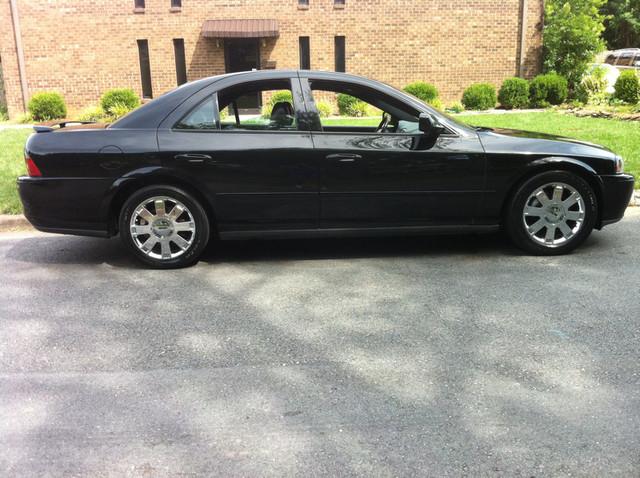 Lincoln LS 2004 photo 4