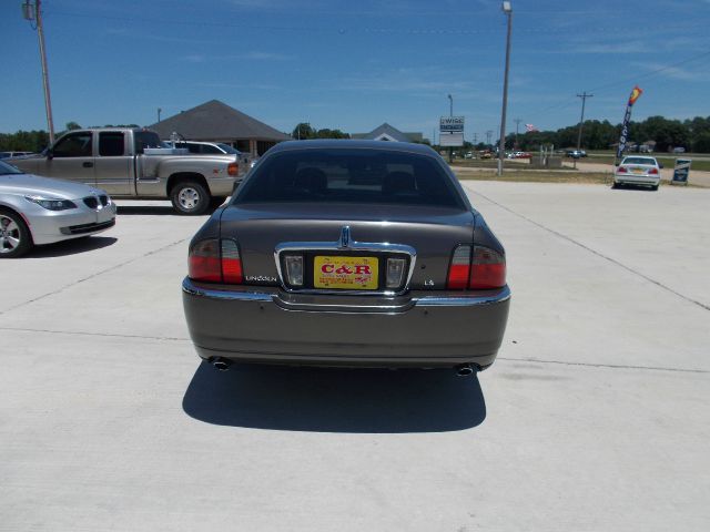 Lincoln LS 2004 photo 1