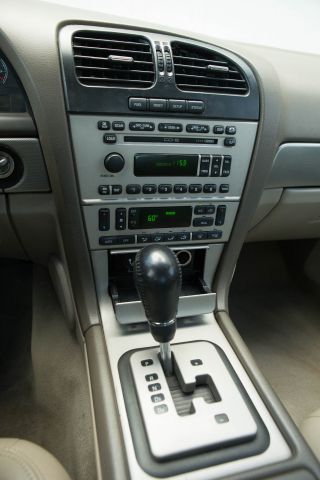 Lincoln LS 2004 photo 1