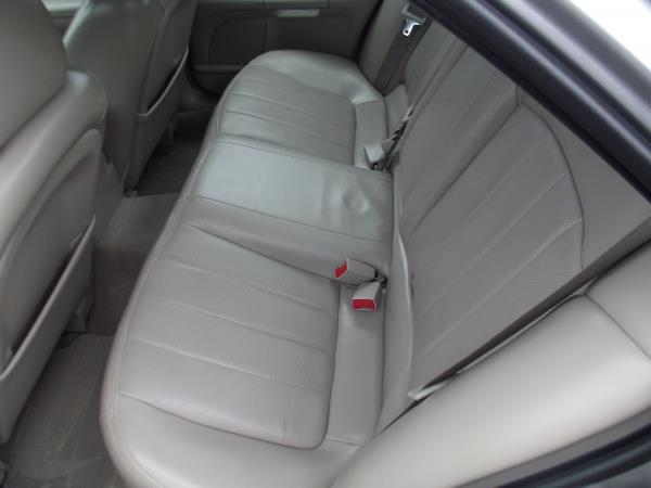 Lincoln LS 2004 photo 13