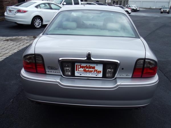 Lincoln LS 2004 photo 5