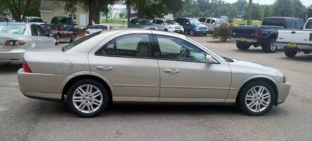 Lincoln LS SE-R Sedan