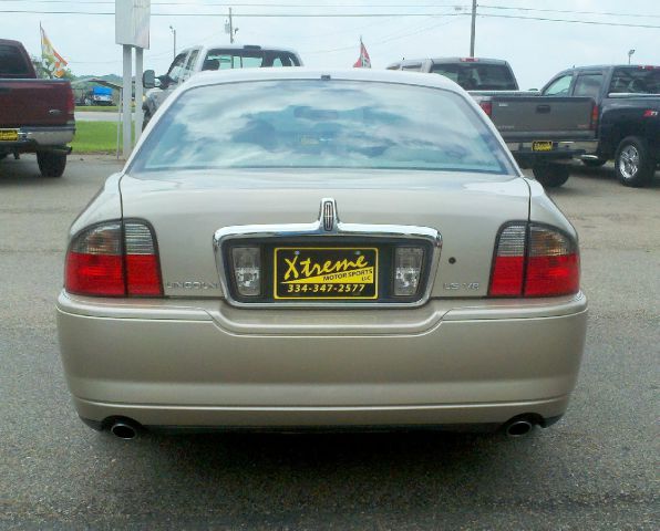 Lincoln LS 2004 photo 2