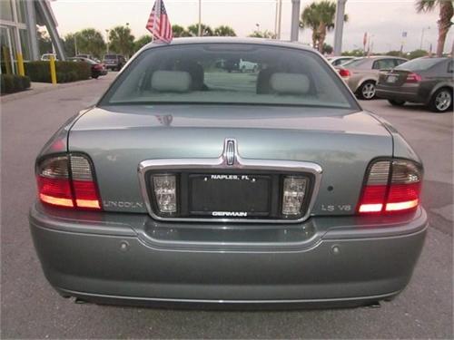 Lincoln LS 2004 photo 2