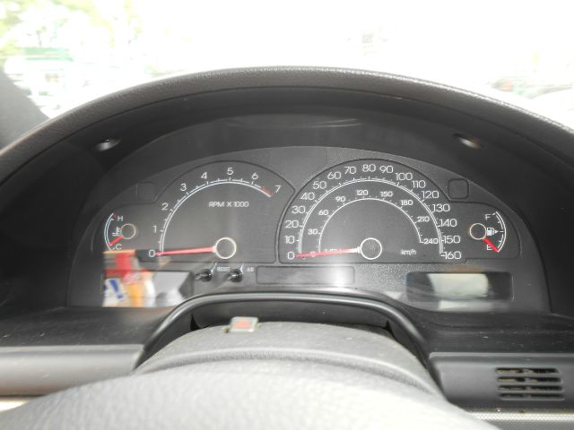 Lincoln LS 2004 photo 1