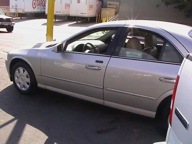 Lincoln LS 2004 photo 2