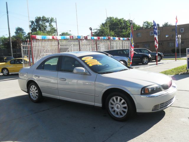 Lincoln LS 2004 photo 1