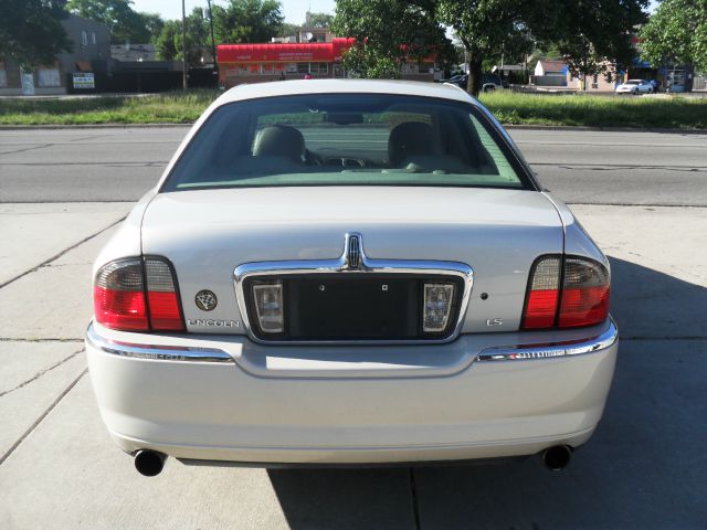 Lincoln LS 2004 photo 8