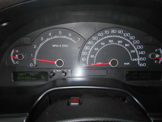 Lincoln LS 2004 photo 2