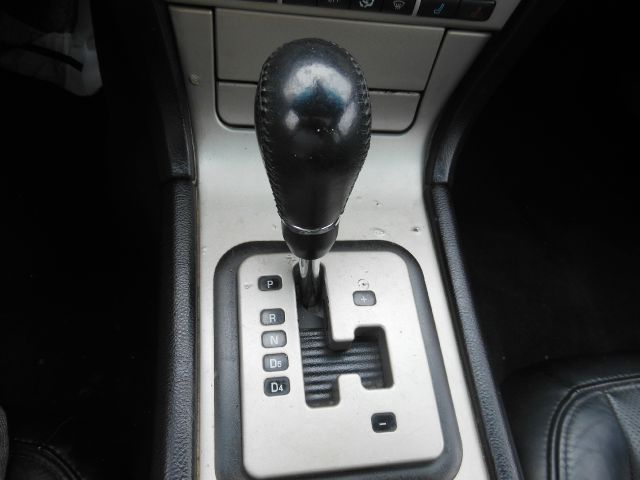 Lincoln LS 2004 photo 4