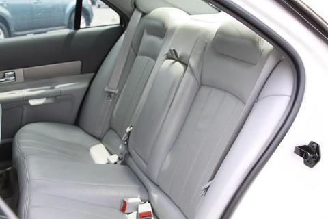 Lincoln LS 2004 photo 1