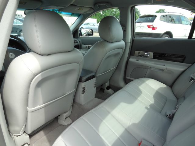 Lincoln LS 2004 photo 11