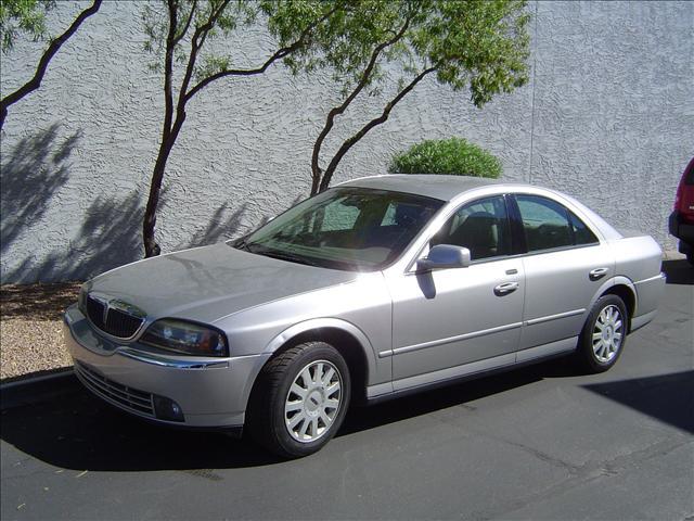 Lincoln LS 2004 photo 1