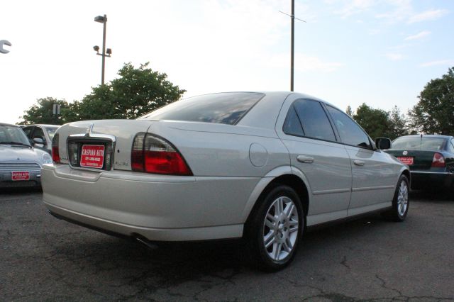 Lincoln LS 2004 photo 23