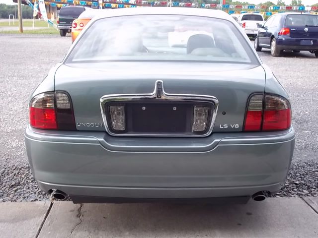 Lincoln LS 2004 photo 1