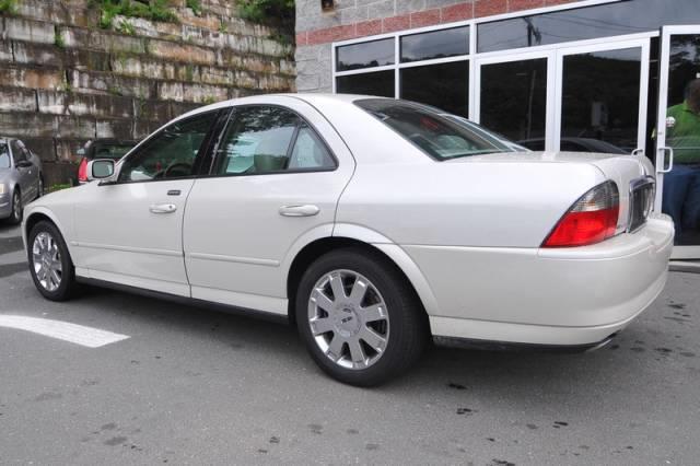 Lincoln LS 2004 photo 1