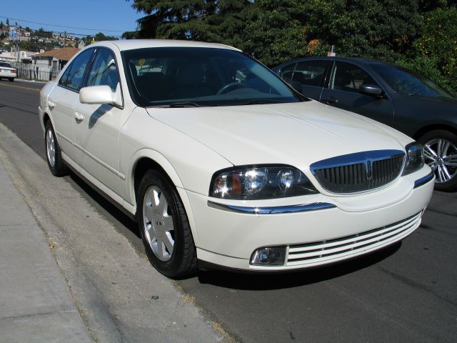 Lincoln LS 2004 photo 4