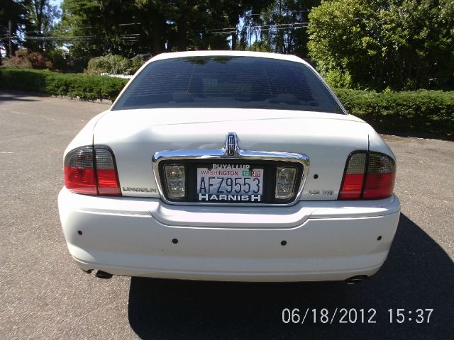 Lincoln LS 2005 photo 2