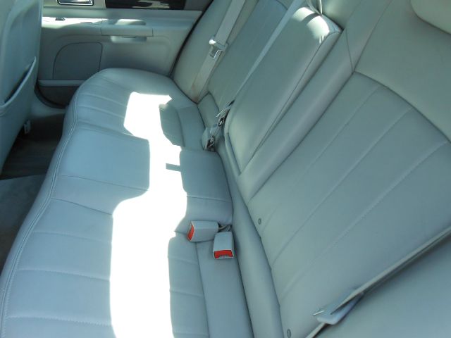 Lincoln LS 2005 photo 10