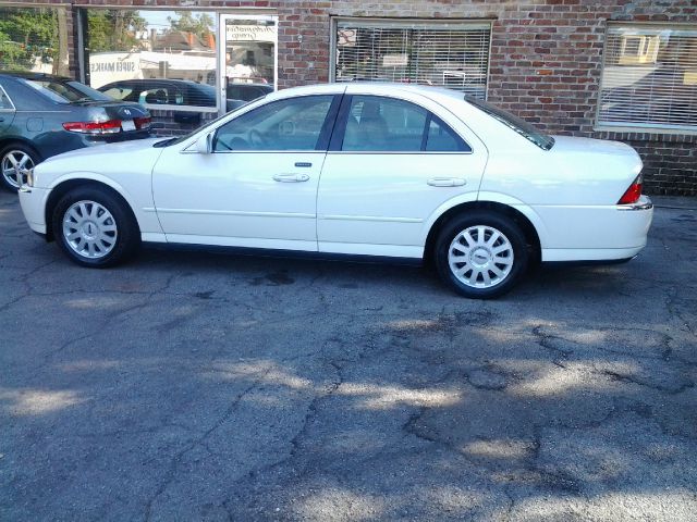 Lincoln LS 2005 photo 2