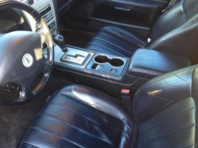 Lincoln LS 2005 photo 1