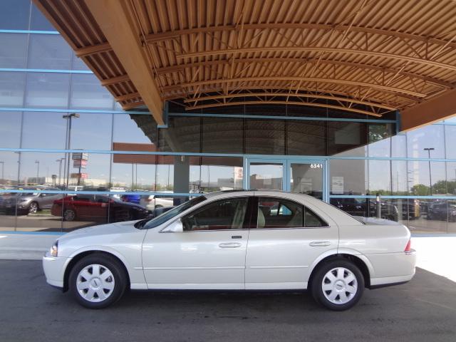 Lincoln LS 2005 photo 1