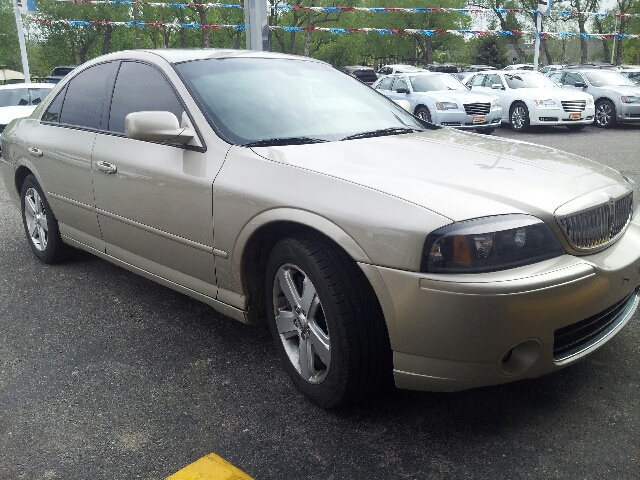 Lincoln LS 2006 photo 2