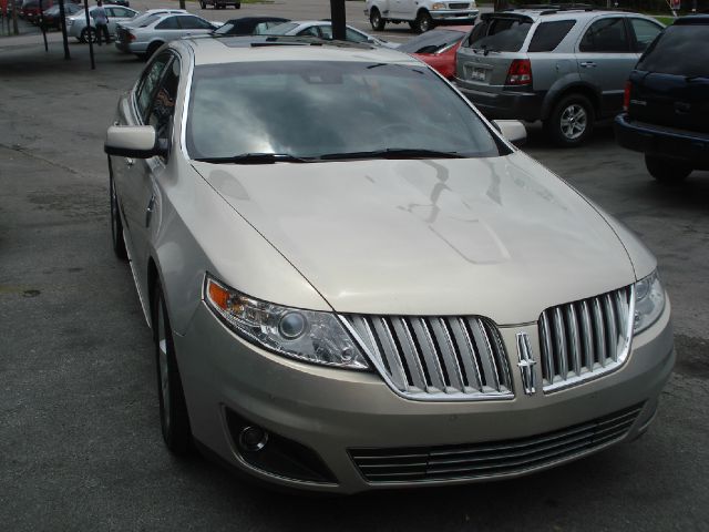 Lincoln MKS 2009 photo 1