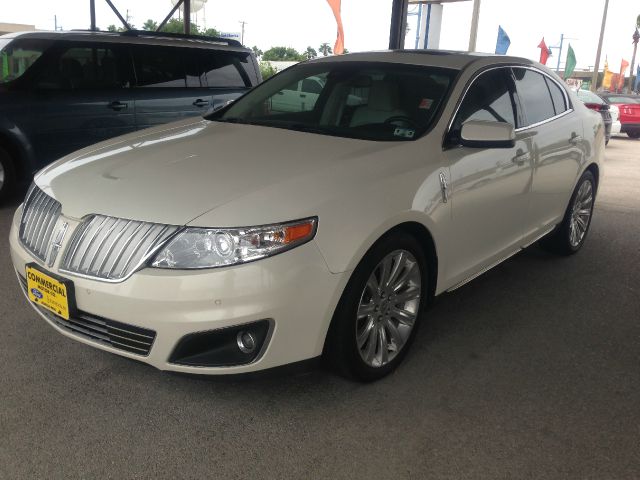 Lincoln MKS 2009 photo 1