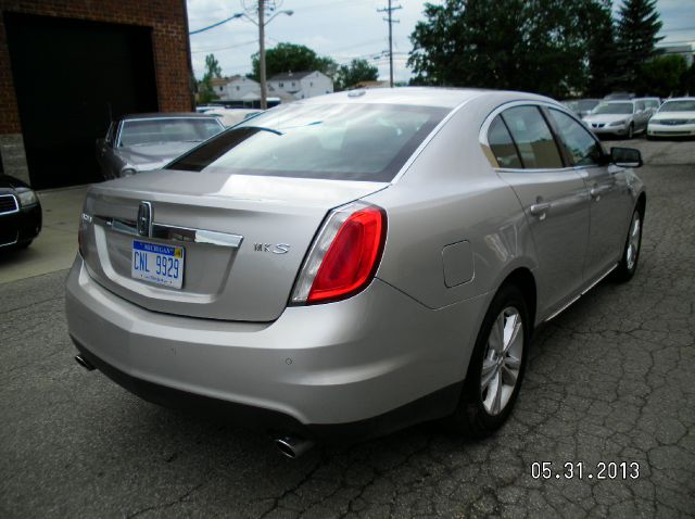 Lincoln MKS 2009 photo 2