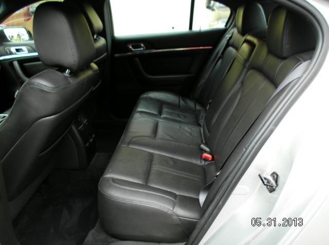 Lincoln MKS 2009 photo 4