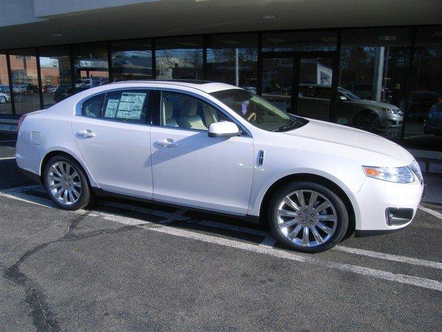 Lincoln MKS Unknown Sedan