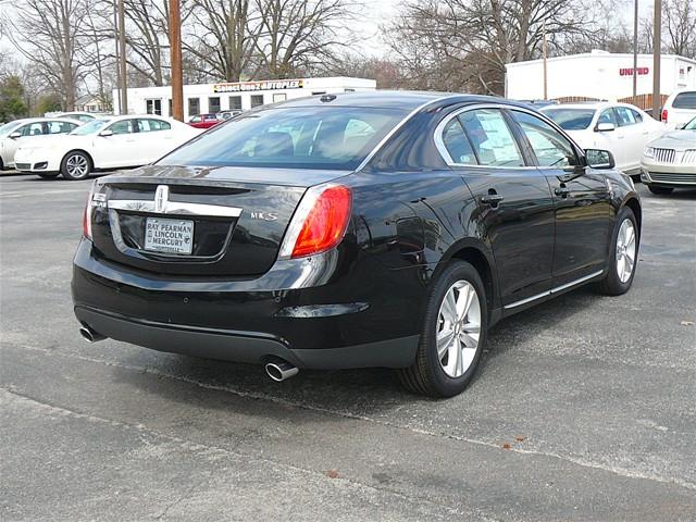 Lincoln MKS 2011 photo 4