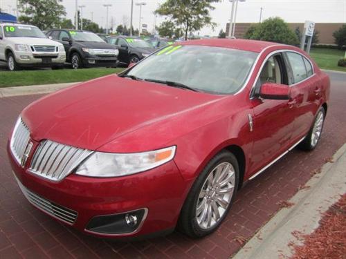 Lincoln MKS 2011 photo 3