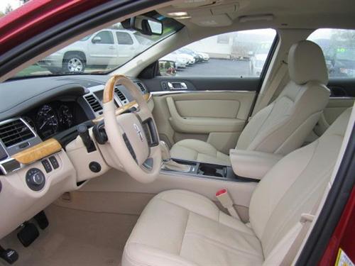 Lincoln MKS 2011 photo 5