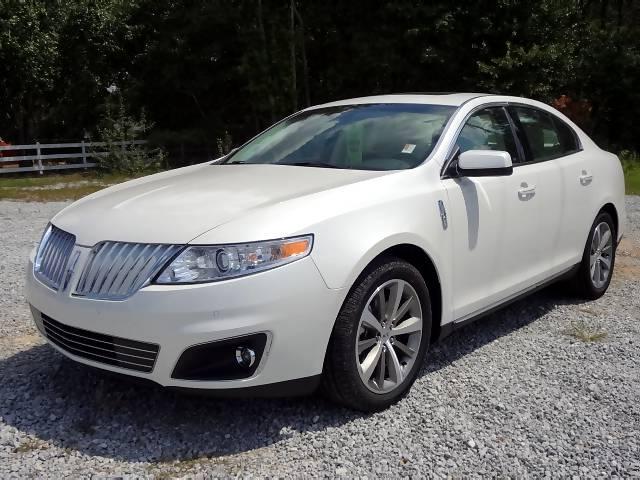 Lincoln MKS Base Sedan