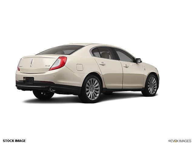 Lincoln MKS 2013 photo 3