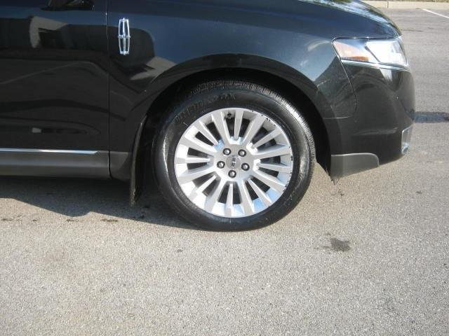 Lincoln MKT 2010 photo 5