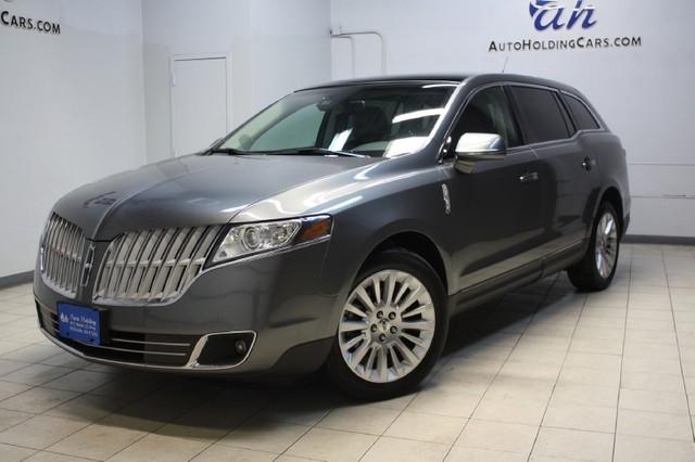 Lincoln MKT 2010 photo 3