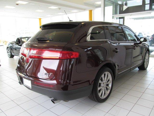 Lincoln MKT Base Unspecified