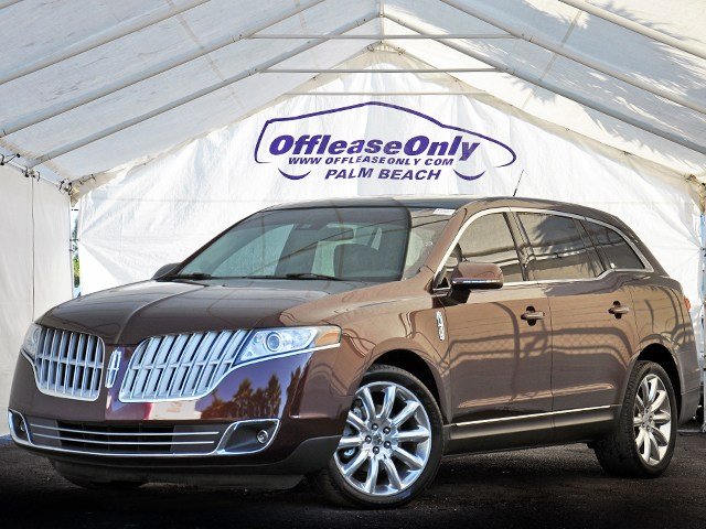 Lincoln MKT Base Unspecified